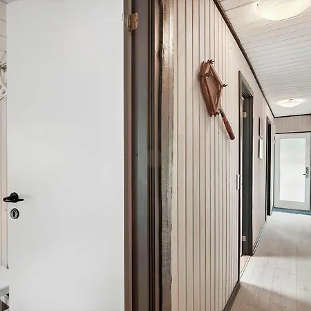 1525-aakirkeby-poserekrogen-4 * Vester Somarken